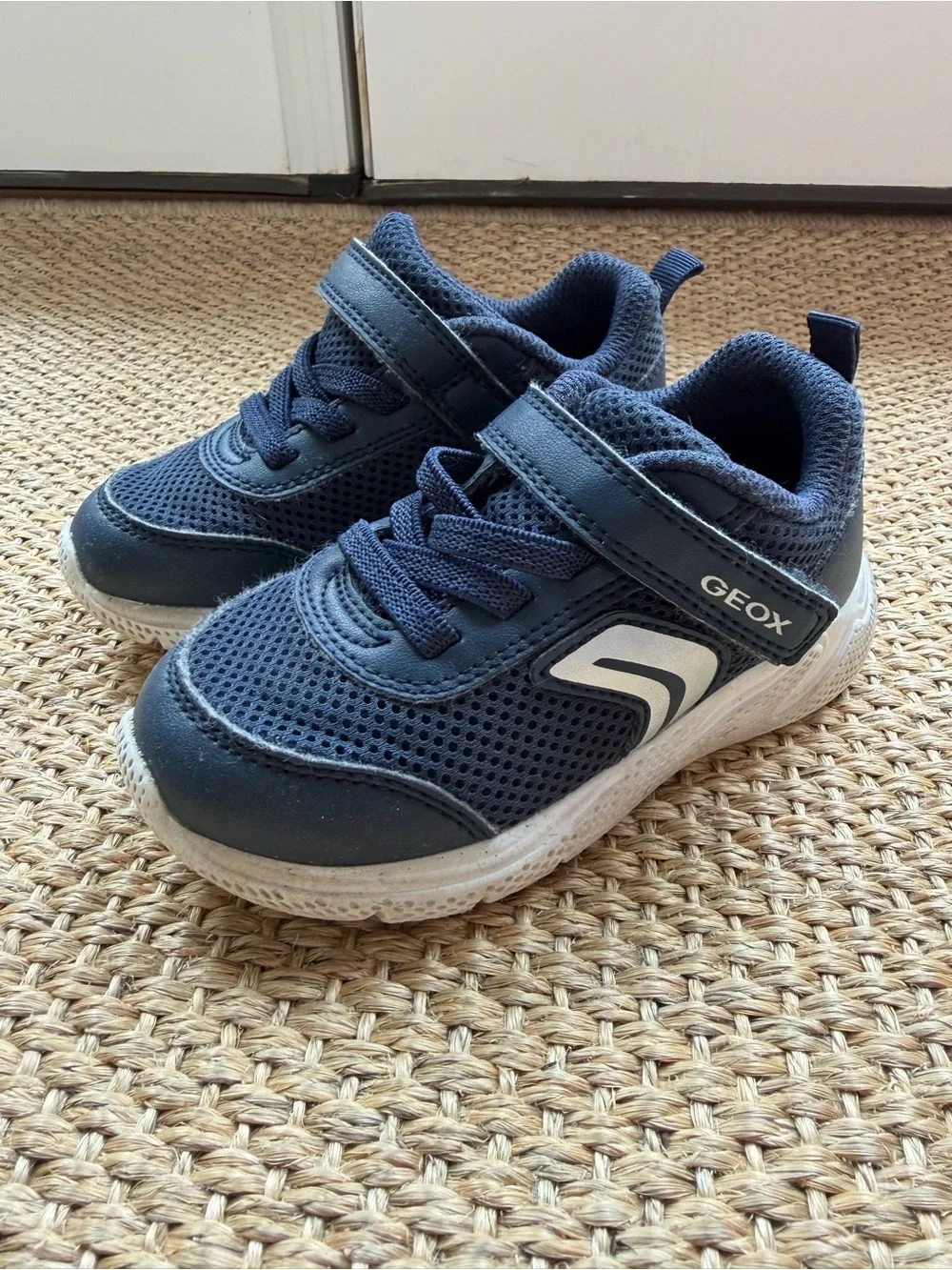 Geox Sprintye Sneakers | Toddler US 6.5 | Navy Blue